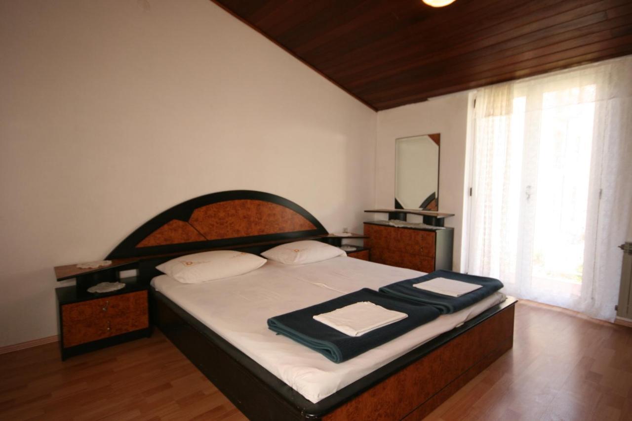 Apartments By The Sea Igrane, Makarska - 311 Exterior foto